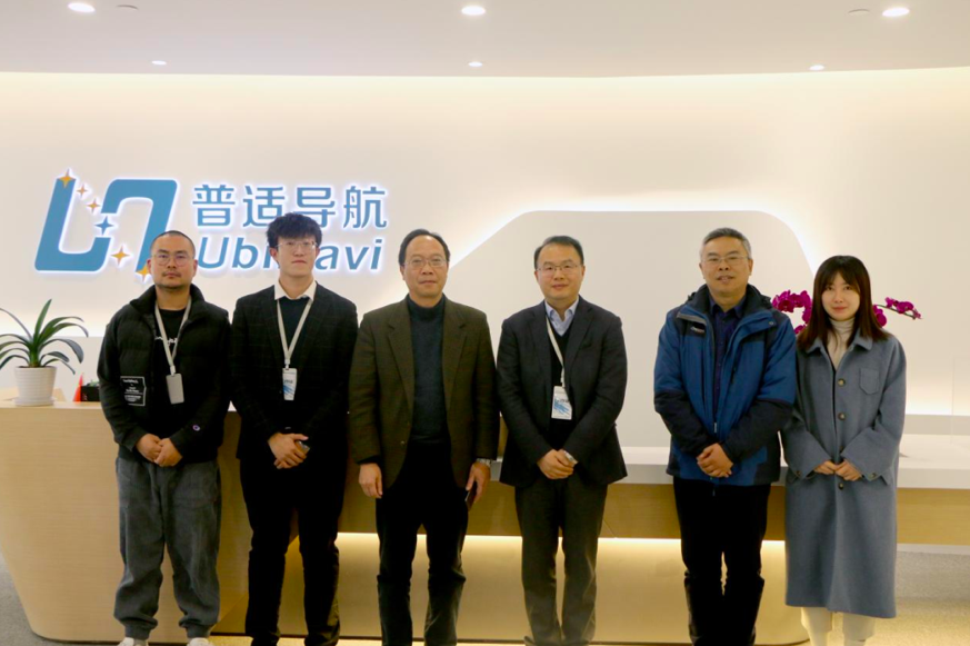 無錫市生態環境局領導一行蒞臨普適導航就“低空域巡查系統”開展專項調研(圖2)
