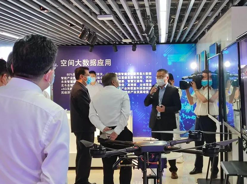 浙江省黨政代表團蒞臨上海西虹橋北斗導航產業基(圖1)