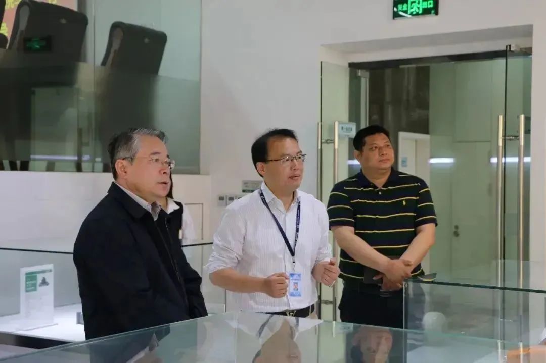 上海市閔行區政協主席祝學軍一行蒞臨普適導航調研(圖2)