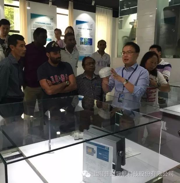 國際航標協會七國代表團來普適導航公司參觀學習(圖2)