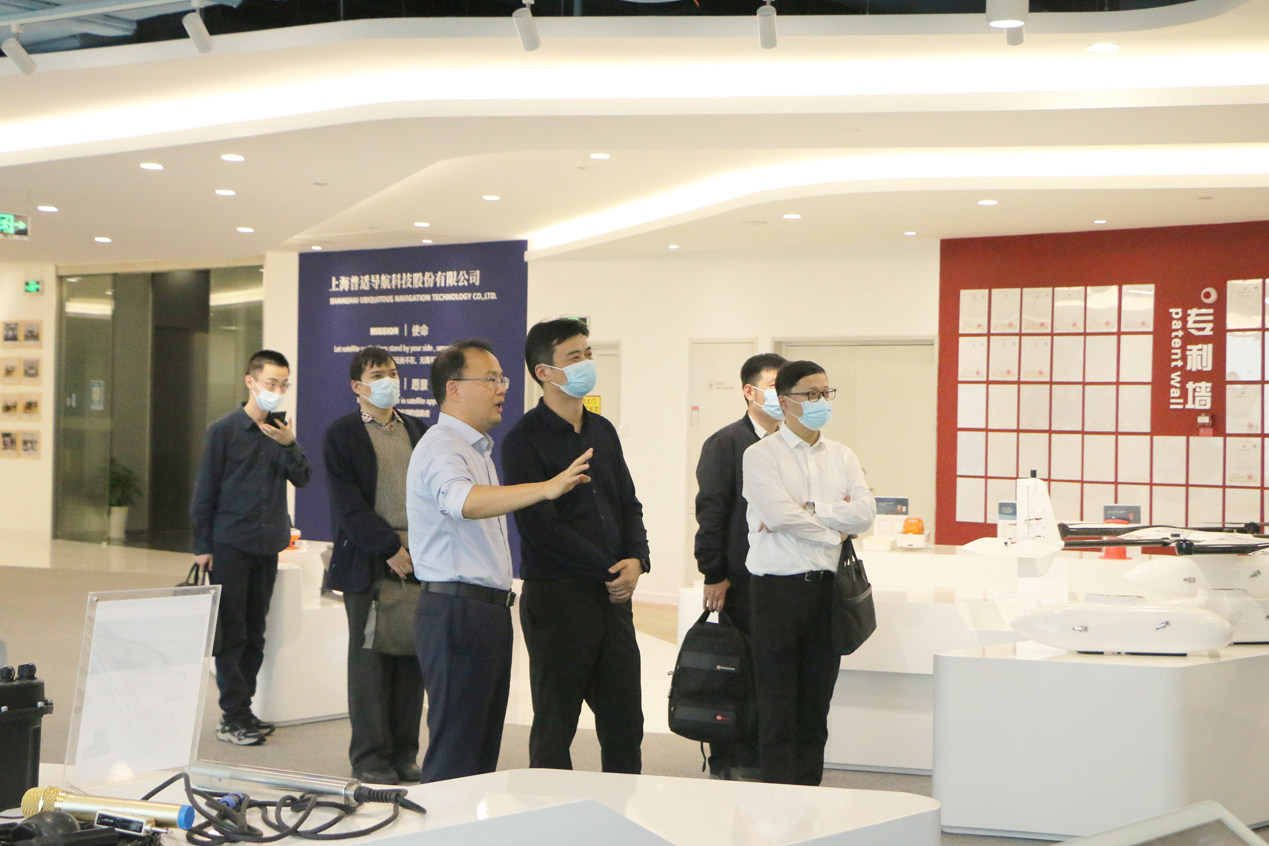 上海市青浦區人民政府張彥副區長一行蒞臨普適導航指導工作(圖1)